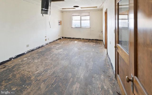 300 W INDUSTRIAL BLVD, Cumberland, MD 21502