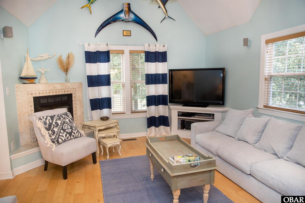 Image 2 of property listing at 207 W Barnes Street Lot 4, Nags Head, NC 27959