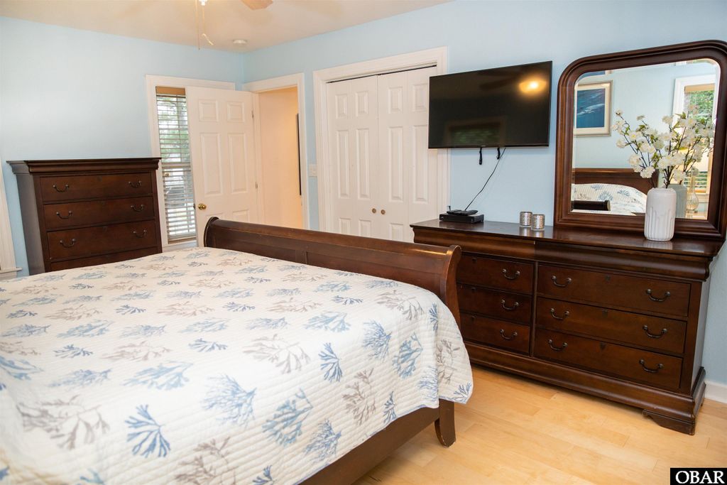 Image 27 of property listing at 207 W Barnes Street Lot 4, Nags Head, NC 27959