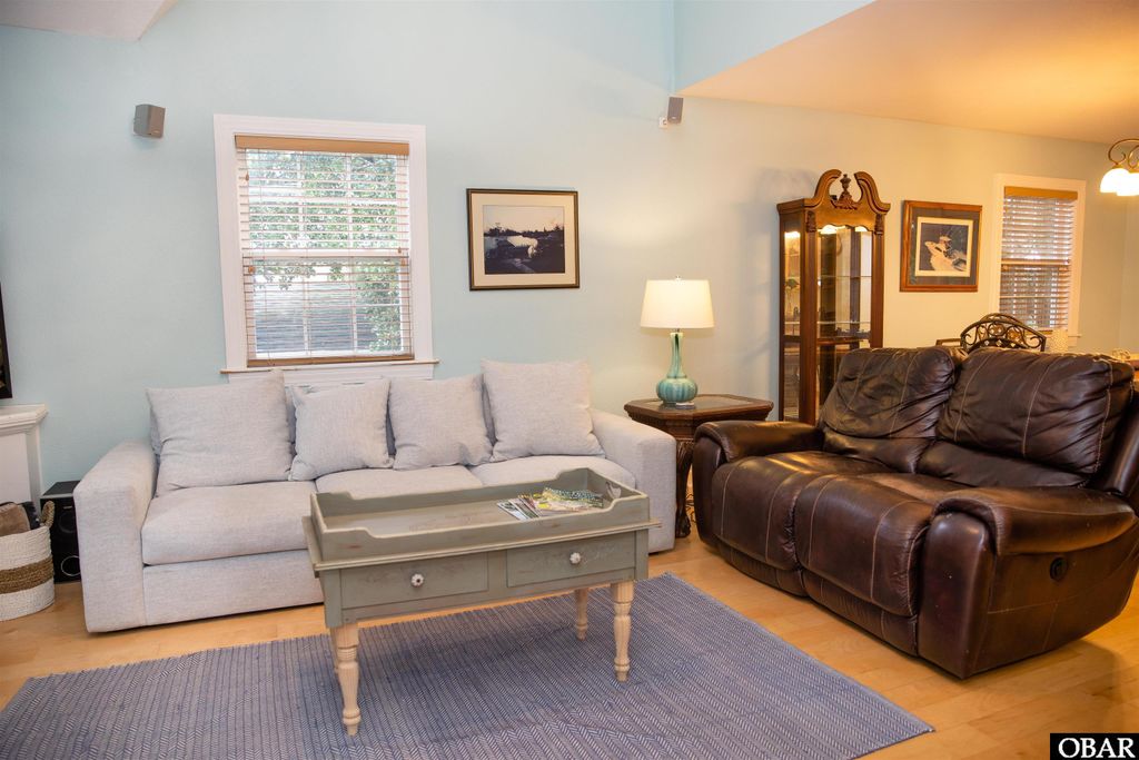 Image 6 of property listing at 207 W Barnes Street Lot 4, Nags Head, NC 27959