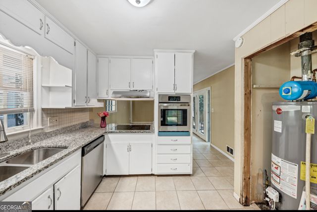 6764 Brookwood Circle, Jonesboro, GA 30236