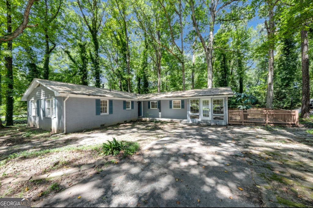 6764 Brookwood Circle, Jonesboro, GA 30236