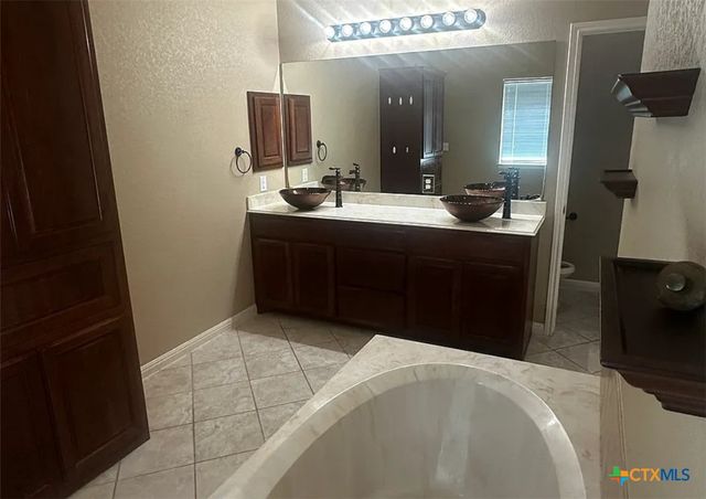 2629 Wild Cat Roost, New Braunfels, TX 78132