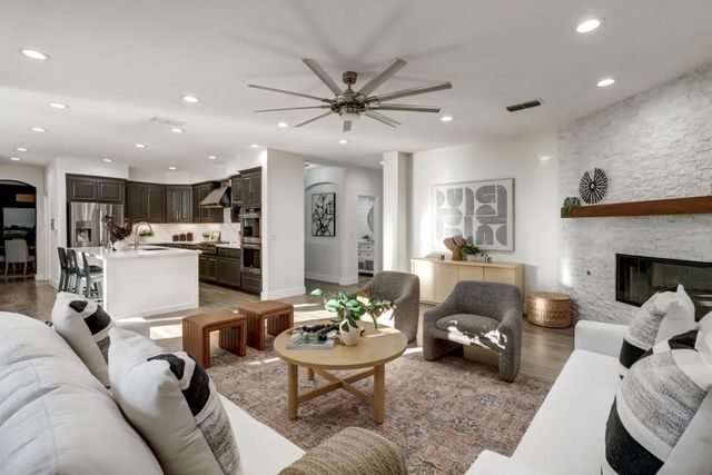 300 Alwoodley Ct, Roseville, CA 95678