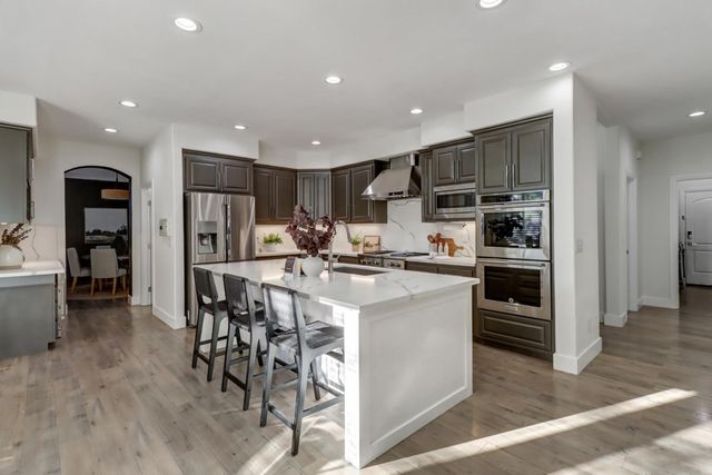 300 Alwoodley Ct, Roseville, CA 95678