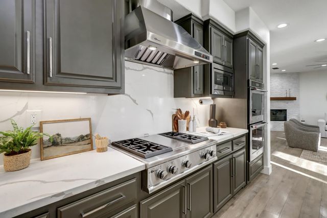 300 Alwoodley Ct, Roseville, CA 95678