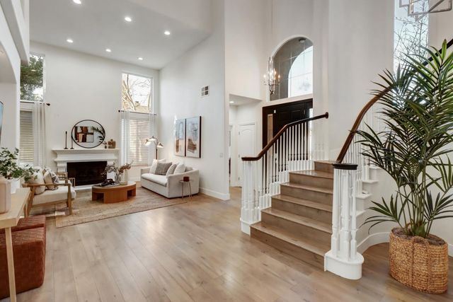 300 Alwoodley Ct, Roseville, CA 95678