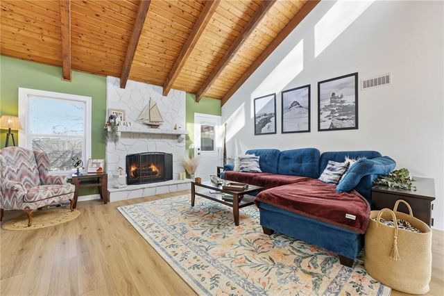 3981 Lookout Point Drive, Marietta, GA 30066