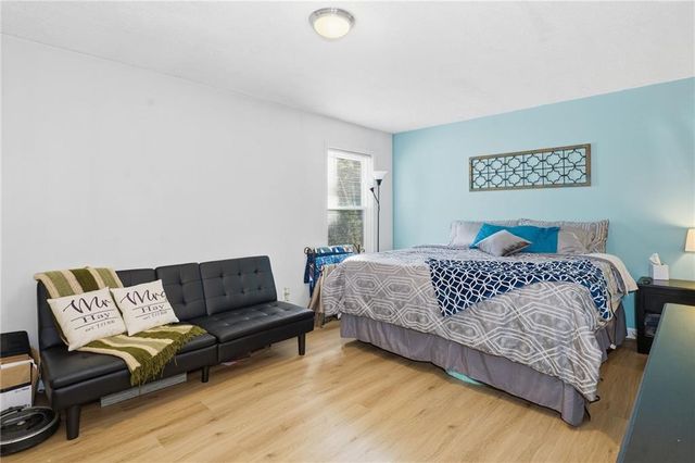 3981 Lookout Point Drive, Marietta, GA 30066