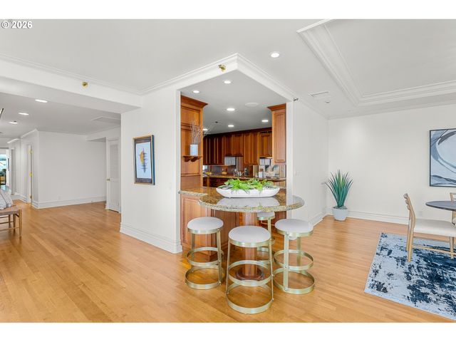 1414 Sw 3RD Ave 2001, Portland, OR 97201