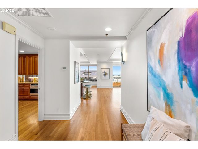 1414 Sw 3RD Ave 2001, Portland, OR 97201