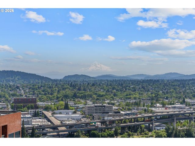 1414 Sw 3RD Ave 2001, Portland, OR 97201
