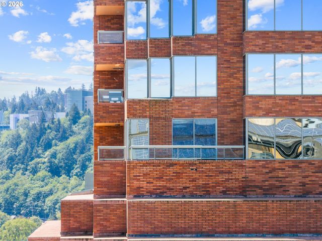 1414 Sw 3RD Ave 2001, Portland, OR 97201