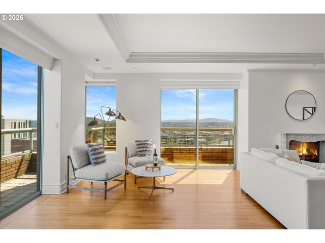 1414 Sw 3RD Ave 2001, Portland, OR 97201