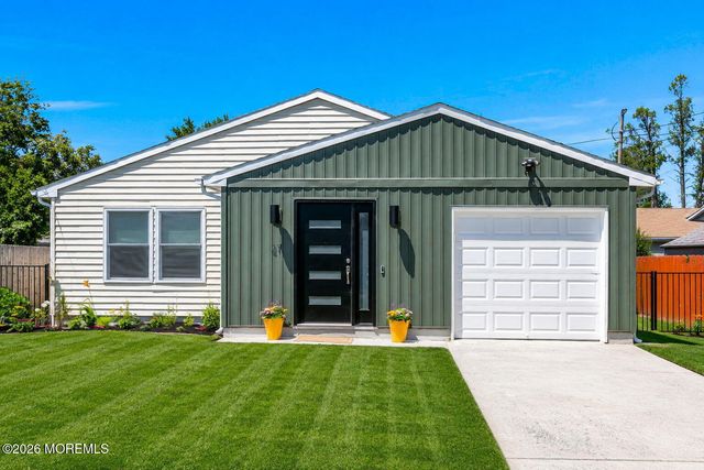 27 Passaic Street, North Middletown, NJ 07758