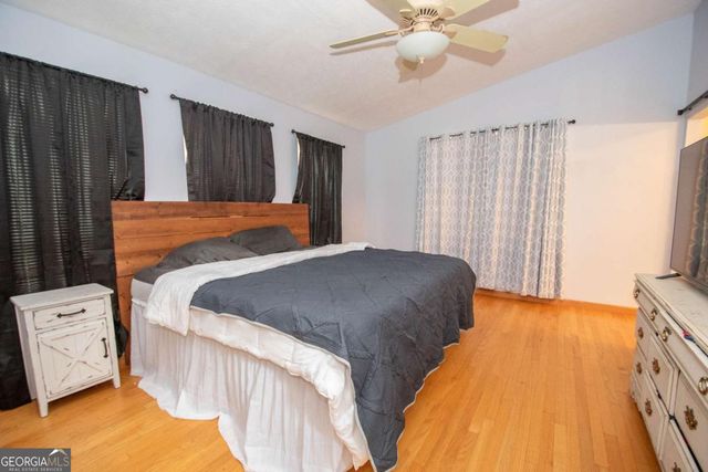 2271 Mobley Bridge, Hogansville, GA 30230