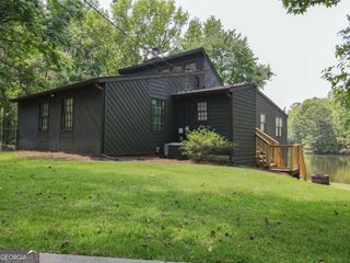 2271 Mobley Bridge, Hogansville, GA 30230