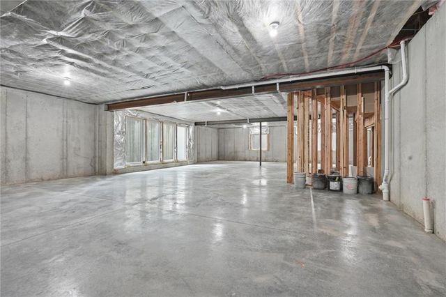 17028 Parkhill Street, Overland Park, KS 66221