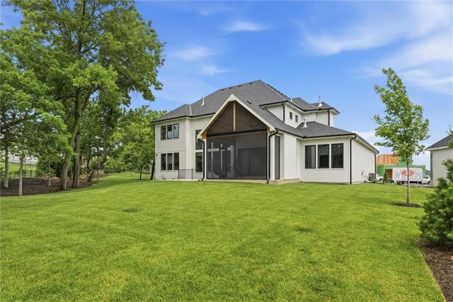17028 Parkhill Street, Overland Park, KS 66221