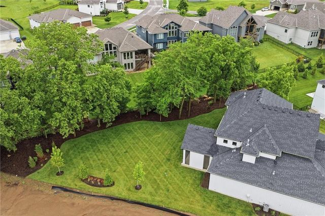 17028 Parkhill Street, Overland Park, KS 66221