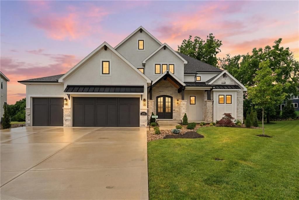 17028 Parkhill Street, Overland Park, KS 66221