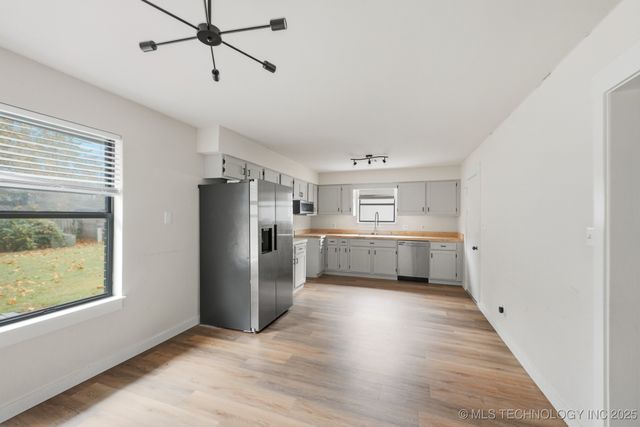 598 W 147th Place S, Glenpool, OK 74033