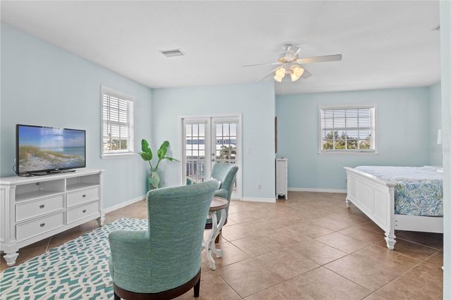 7005 HOLMES BOULEVARD, Holmes Beach, FL 34217