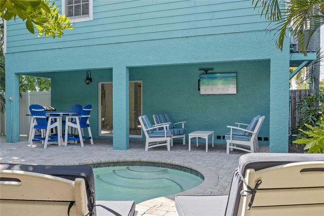 7005 HOLMES BOULEVARD, Holmes Beach, FL 34217