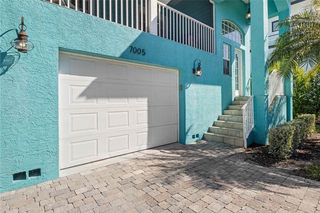 7005 HOLMES BOULEVARD, Holmes Beach, FL 34217
