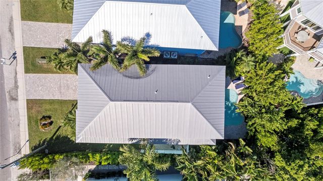 7005 HOLMES BOULEVARD, Holmes Beach, FL 34217