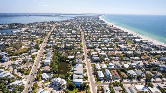7005 HOLMES BOULEVARD, Holmes Beach, FL 34217