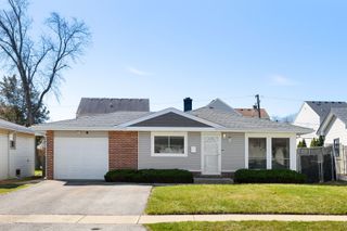 701 W Lake Park Drive, Addison, IL 60101