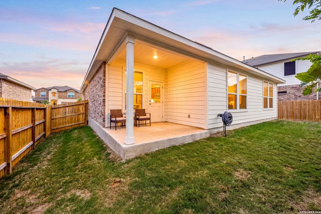 14035 Nolan Falls, San Antonio, TX 78253