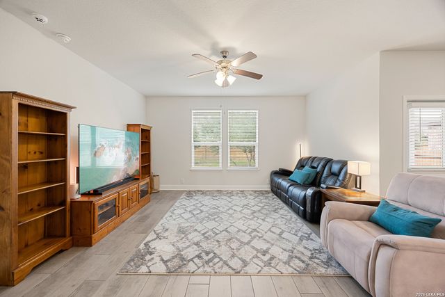 14035 Nolan Falls, San Antonio, TX 78253