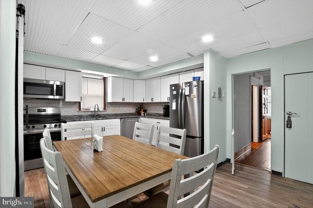 114 E 26TH AVE, Wildwood, NJ 08260