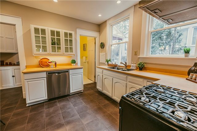 332 Mount Vernon Avenue, Rochester, NY 14620