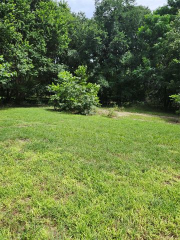 9353 S Fm 730, Azle, TX 76020