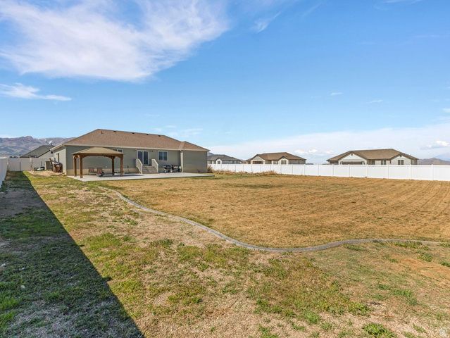 573 S MAXWELL DR, Grantsville, UT 84029