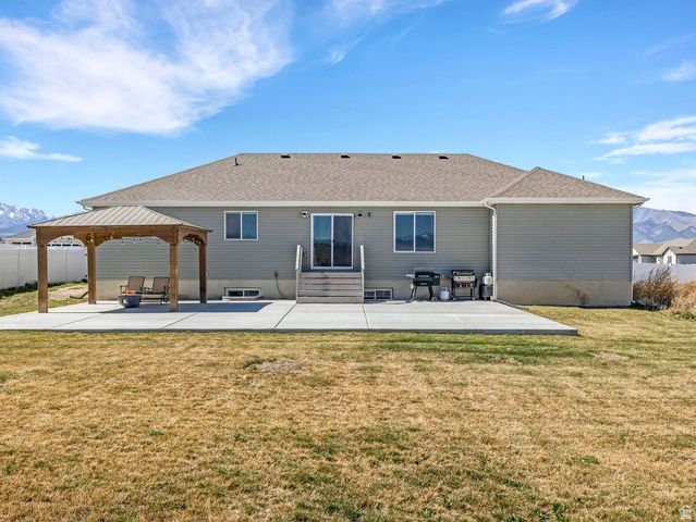 573 S MAXWELL DR, Grantsville, UT 84029