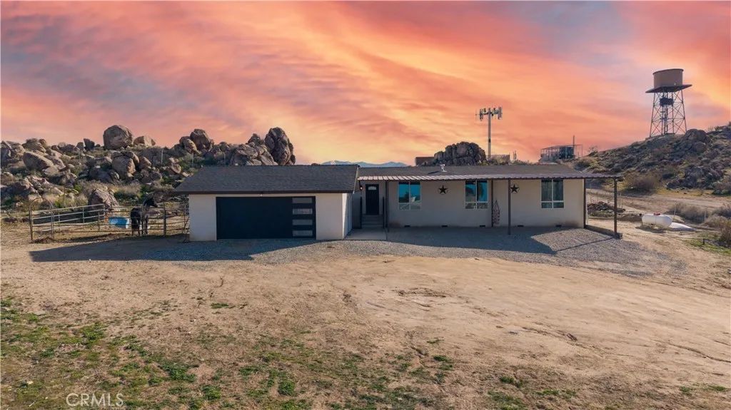 40004 171st East, Palmdale, CA 93591