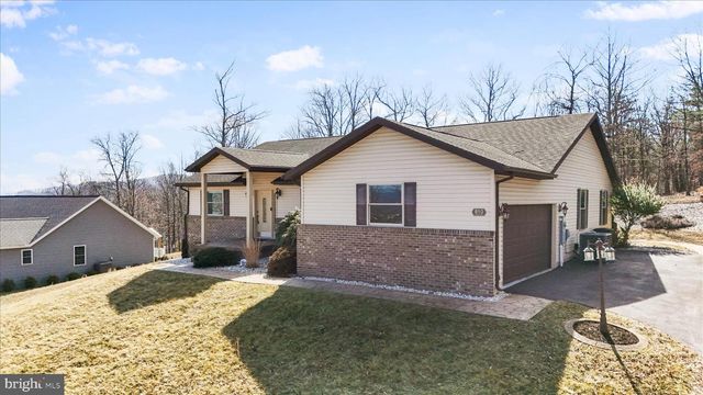 810 ARROWHEAD TRL, Cumberland, MD 21502