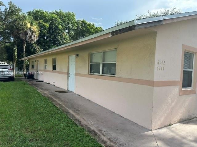 6142 Arthur St 6142, Hollywood, FL 33024