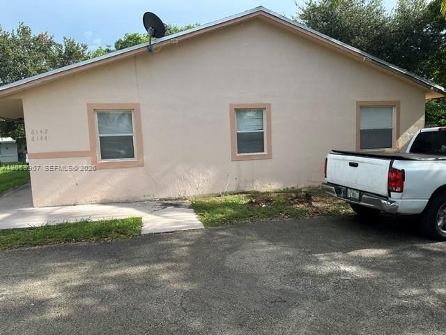 6142 Arthur St 6142, Hollywood, FL 33024