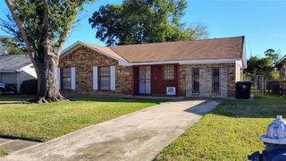 8610 Valley South Drive, Houston, TX 77078
