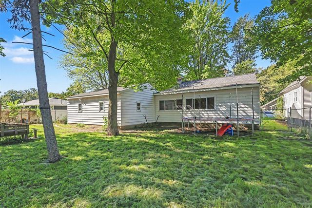 3310 Highland Street, Muskegon Heights, MI 49444