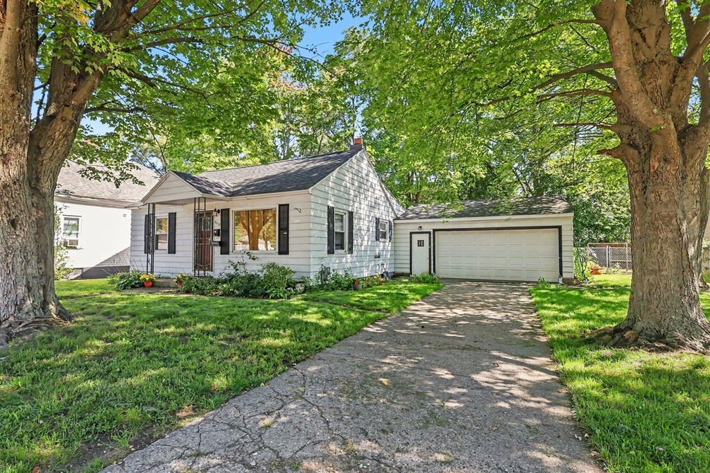 3310 Highland Street, Muskegon Heights, MI 49444
