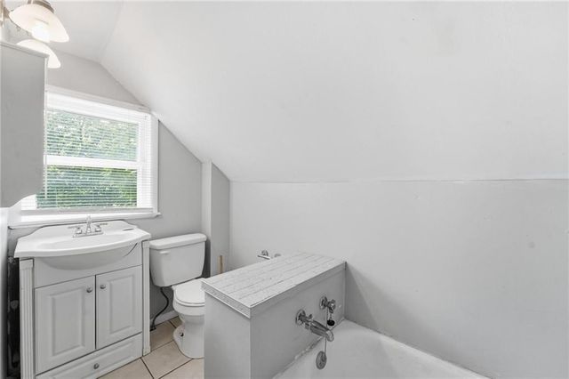812 Cedar Street, Pleasant Hill, MO 64080