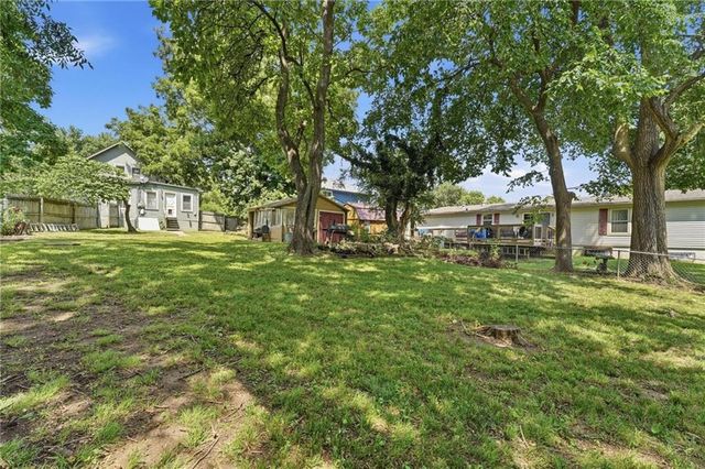 812 Cedar Street, Pleasant Hill, MO 64080