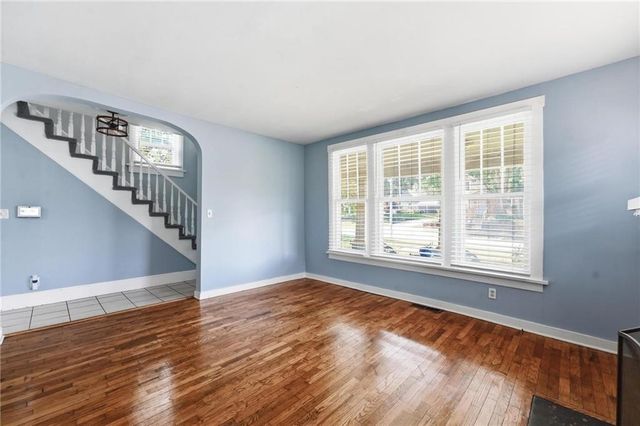 812 Cedar Street, Pleasant Hill, MO 64080