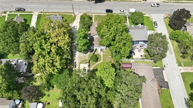812 Cedar Street, Pleasant Hill, MO 64080